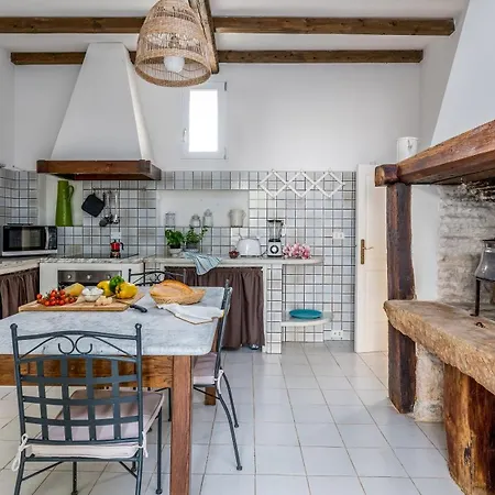 Masseria Profilo 8, Emma